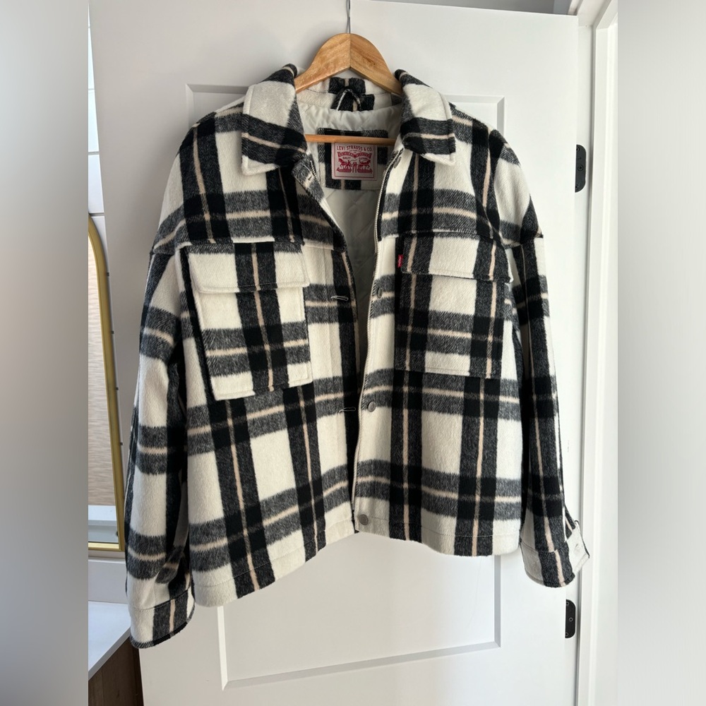 NWOT LEVIS LINED WOOL BLEND SHACKET